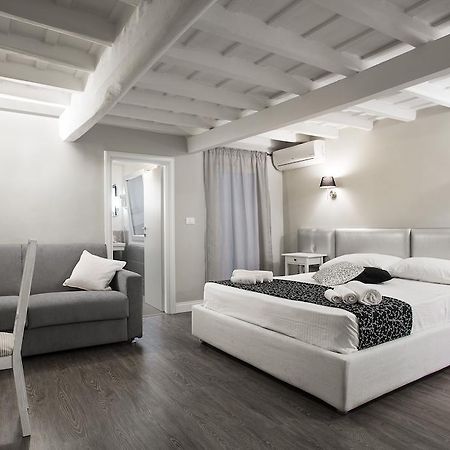 Delsi Suites Pantheon Rome Chambre photo